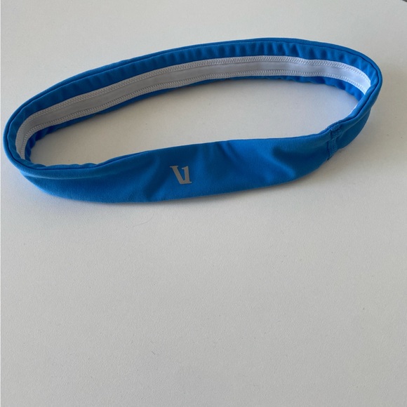 Vuori Volley Performance Headband - Picture 2 of 2
